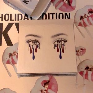 Kylie Cosmetics 💋 2016 Holiday Eyeshadow Palette